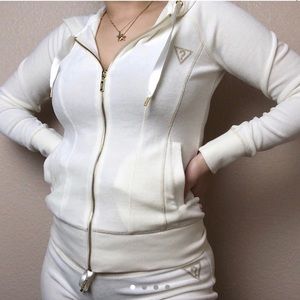 Guess tracksuit